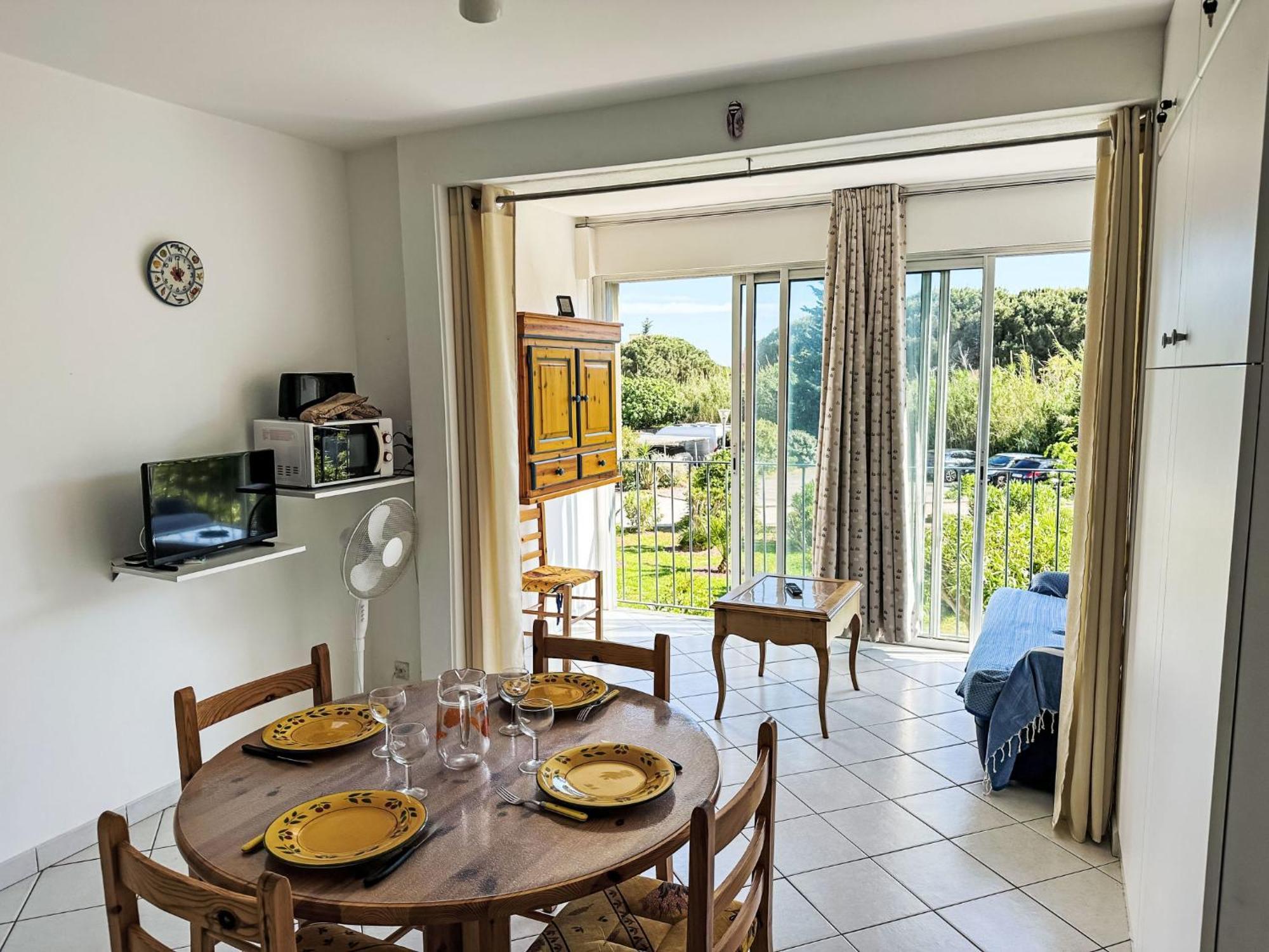 Apartment Les Roses Lauriers By Interhome Льо Лаванду Екстериор снимка